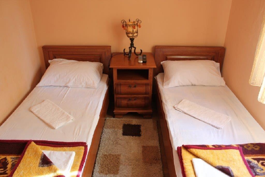 Guest House Zlatibor Budva Rum bild