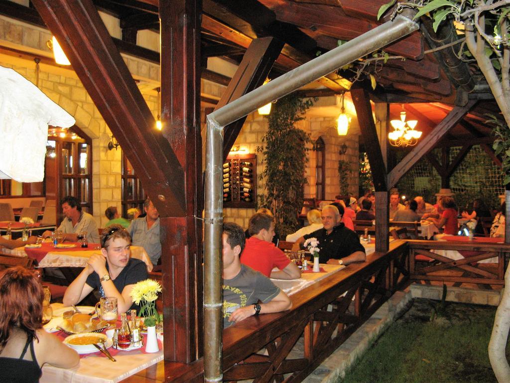 Guest House Zlatibor Budva Exteriör bild